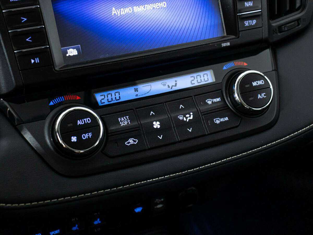 Toyota RAV4 2018 года с пробегом. Фото: #16