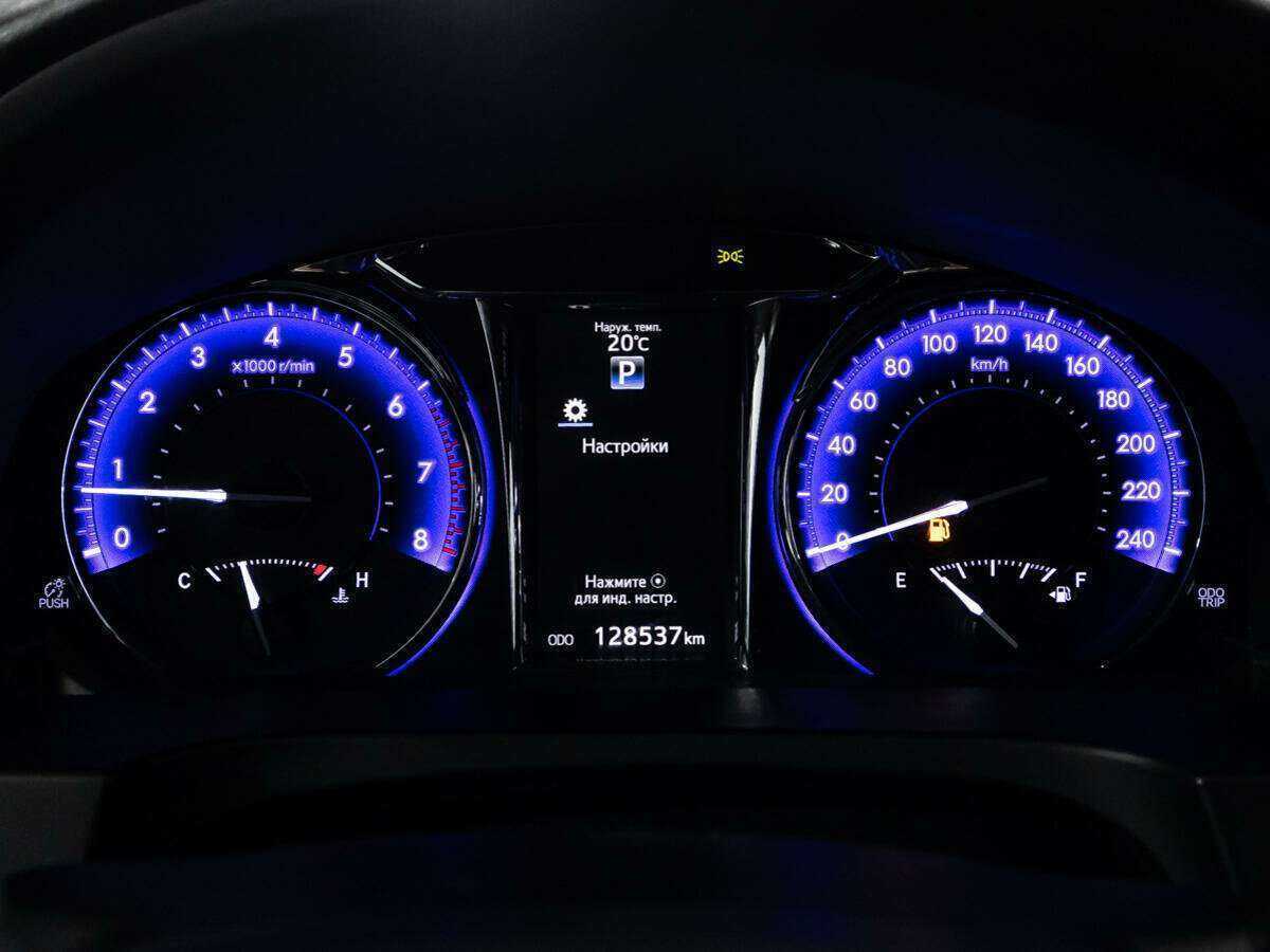 Toyota Camry 2017 года с пробегом. Фото: #11