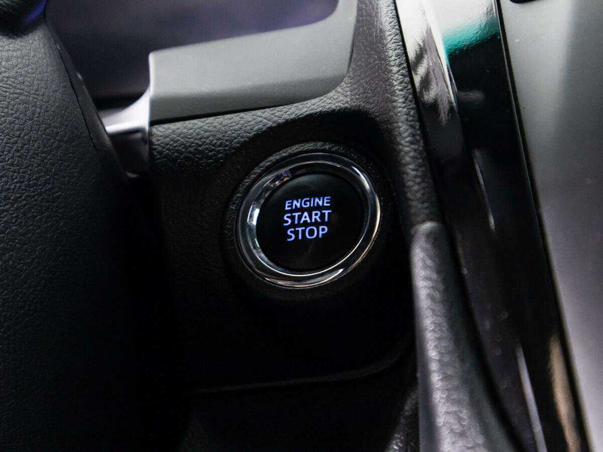 Toyota Camry 2017 года с пробегом. Фото: #21