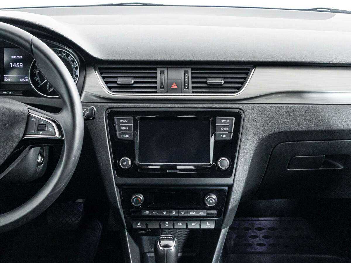 Б/У Шкода Рапид 2019 года. Фото: #13