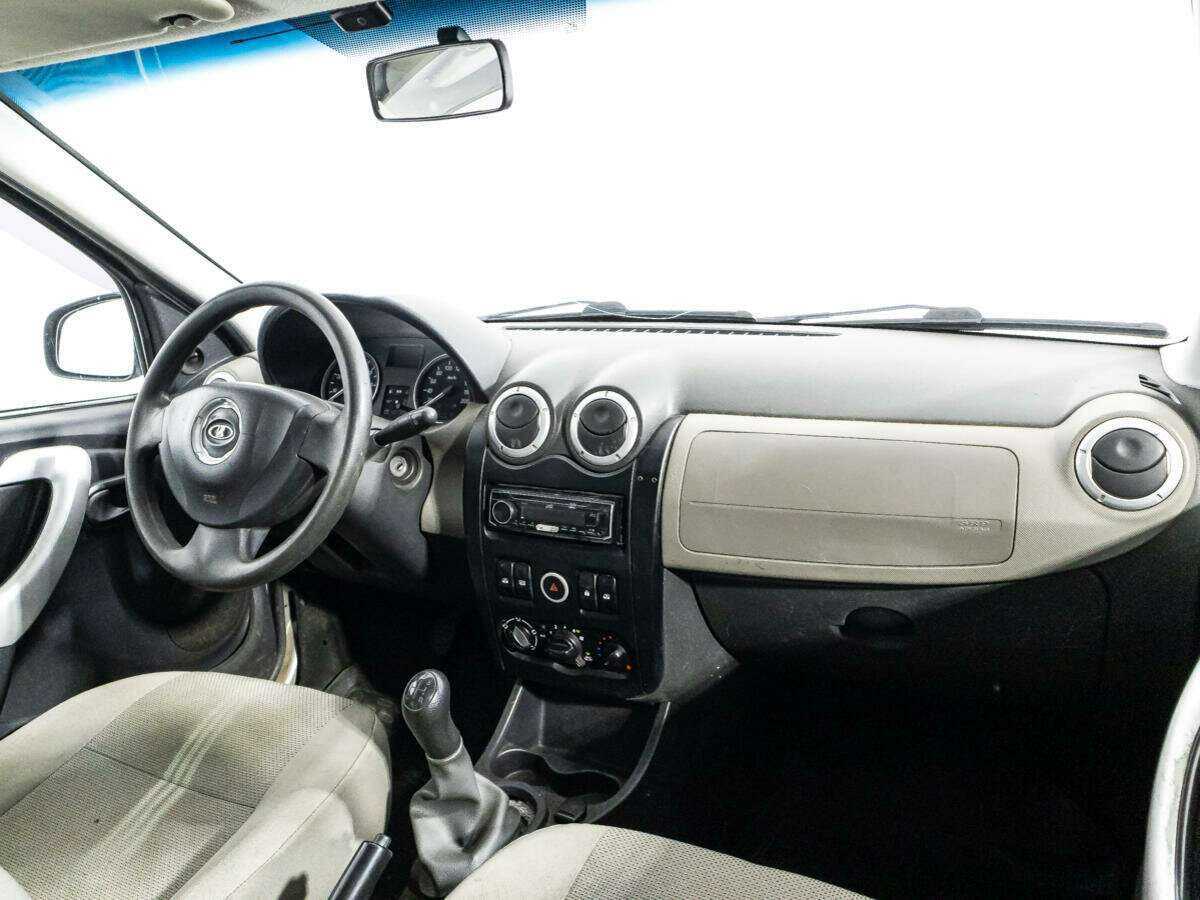 Б/У Лада (ВАЗ) Ларгус 2015 года. Фото: #8