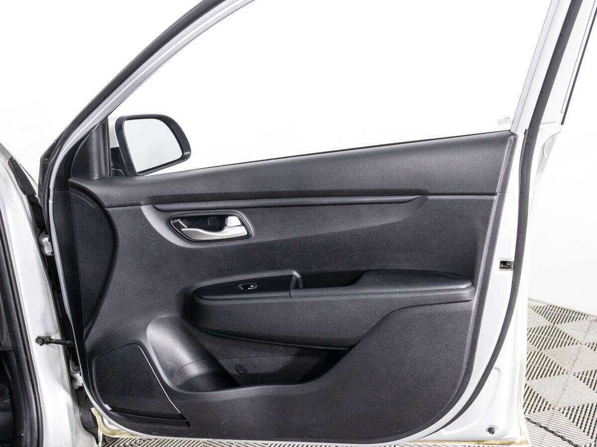 Б/У Киа Рио 2020 года. Фото: #28