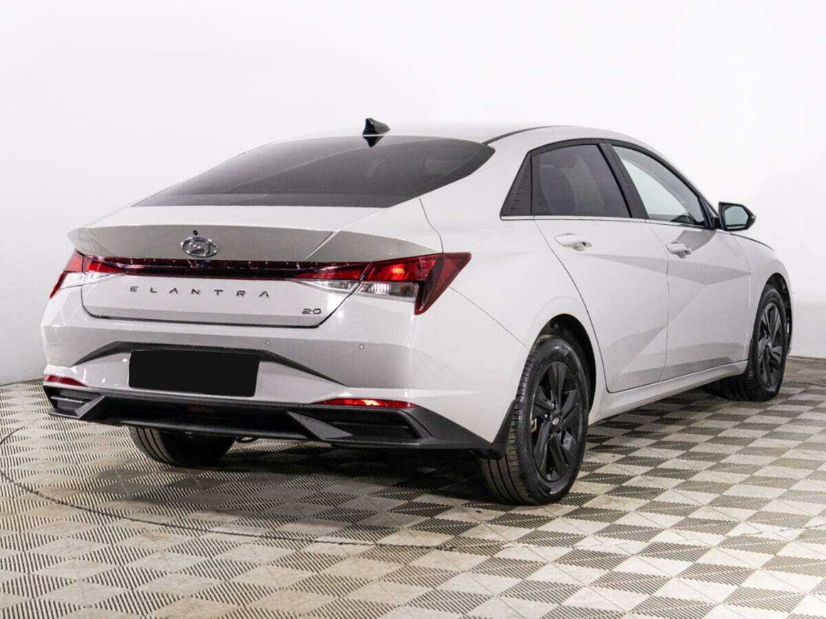Б/У Хендай Елантра 2021 года. Фото: #4