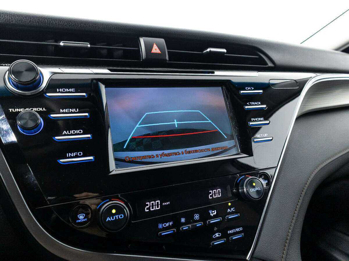 Б/У Тойота Камри 2019 года. Фото: #15