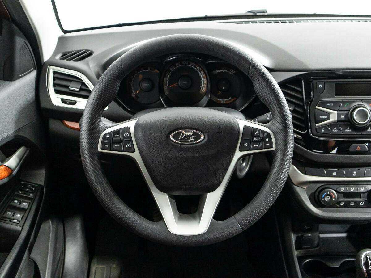 Б/У Лада (ВАЗ) Веста 2021 года. Фото: #16