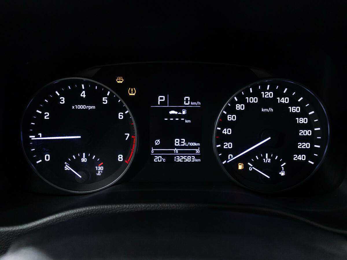 Б/У Хендай Елантра 2017 года. Фото: #11