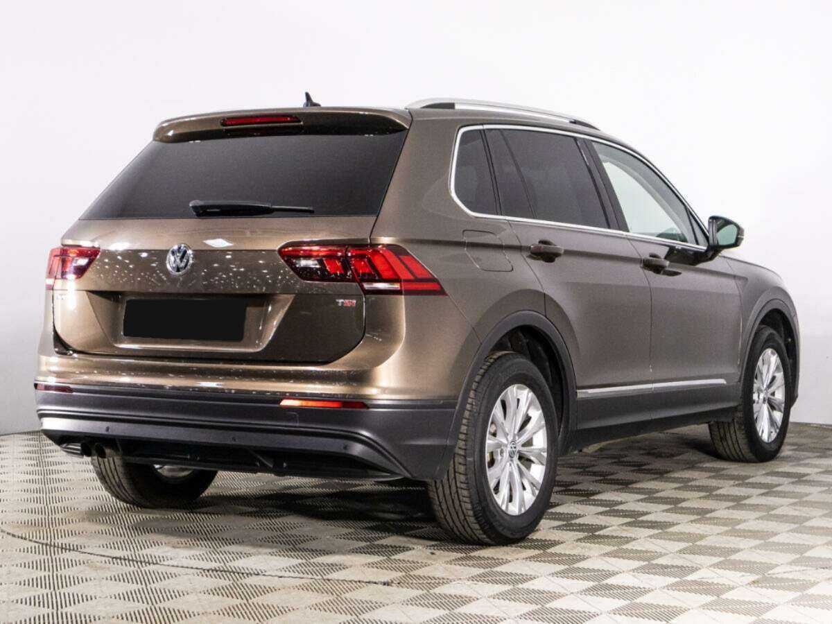 Б/У Фольксваген Тигуан 2017 года. Фото: #4