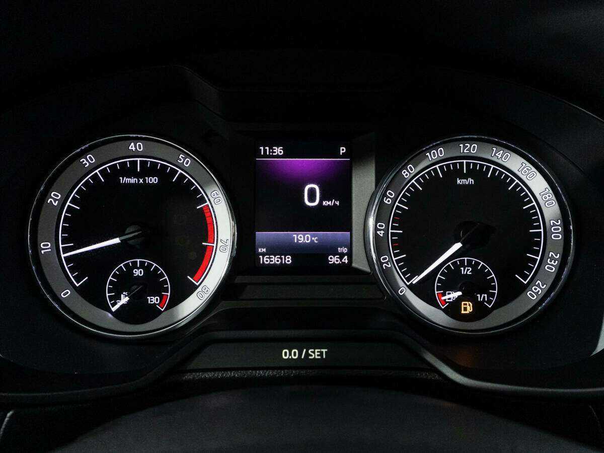 Б/У Шкода Октавия 2018 года. Фото: #11