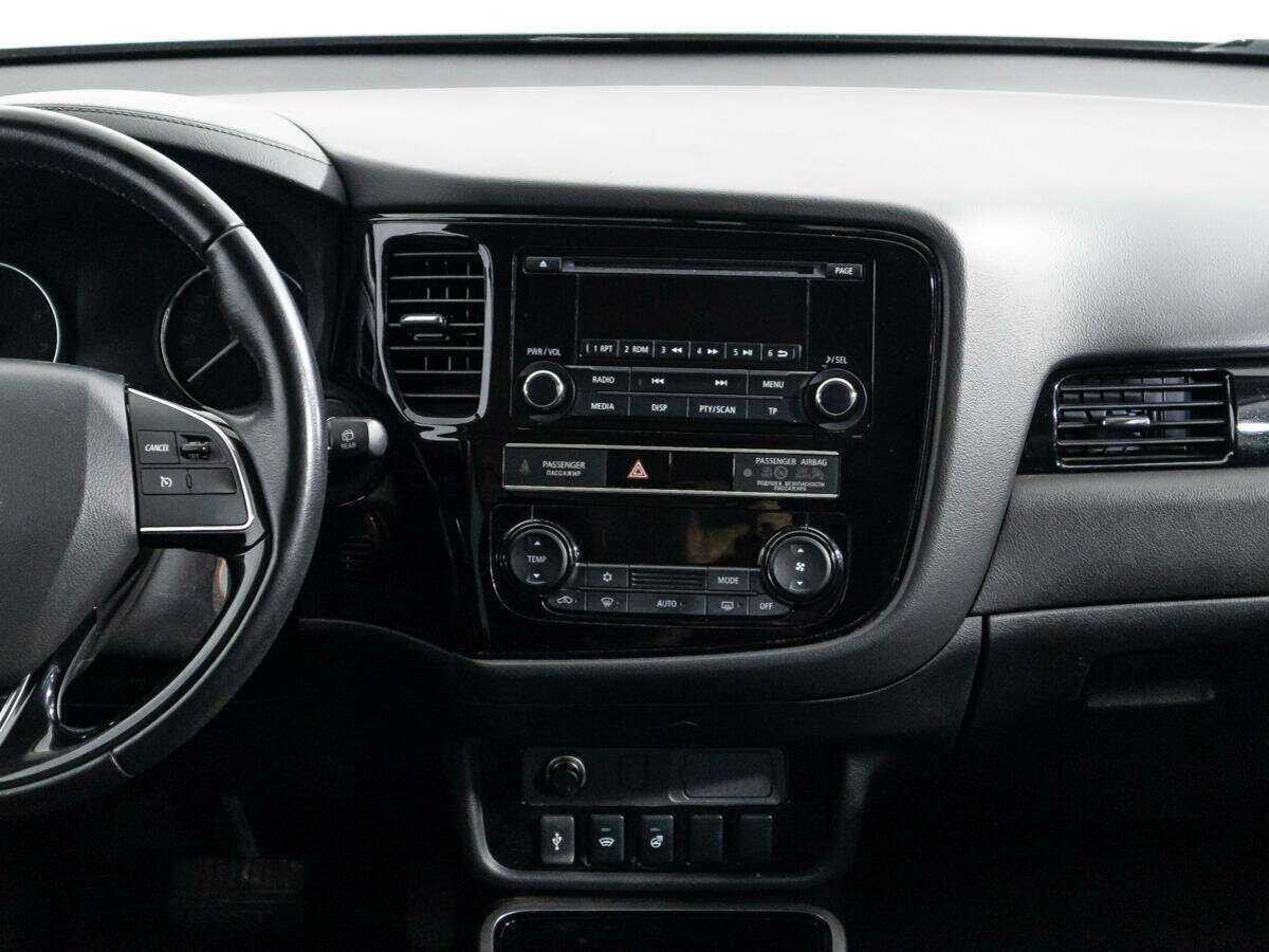 Mitsubishi Outlander 2019 года с пробегом. Фото: #13