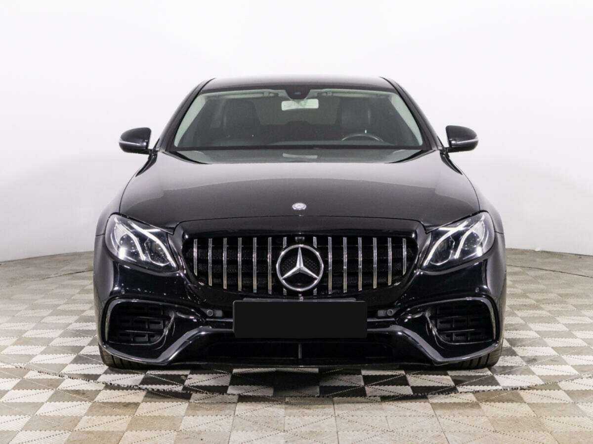 Mercedes-Benz E-Класс 2017 года с пробегом. Фото: #1