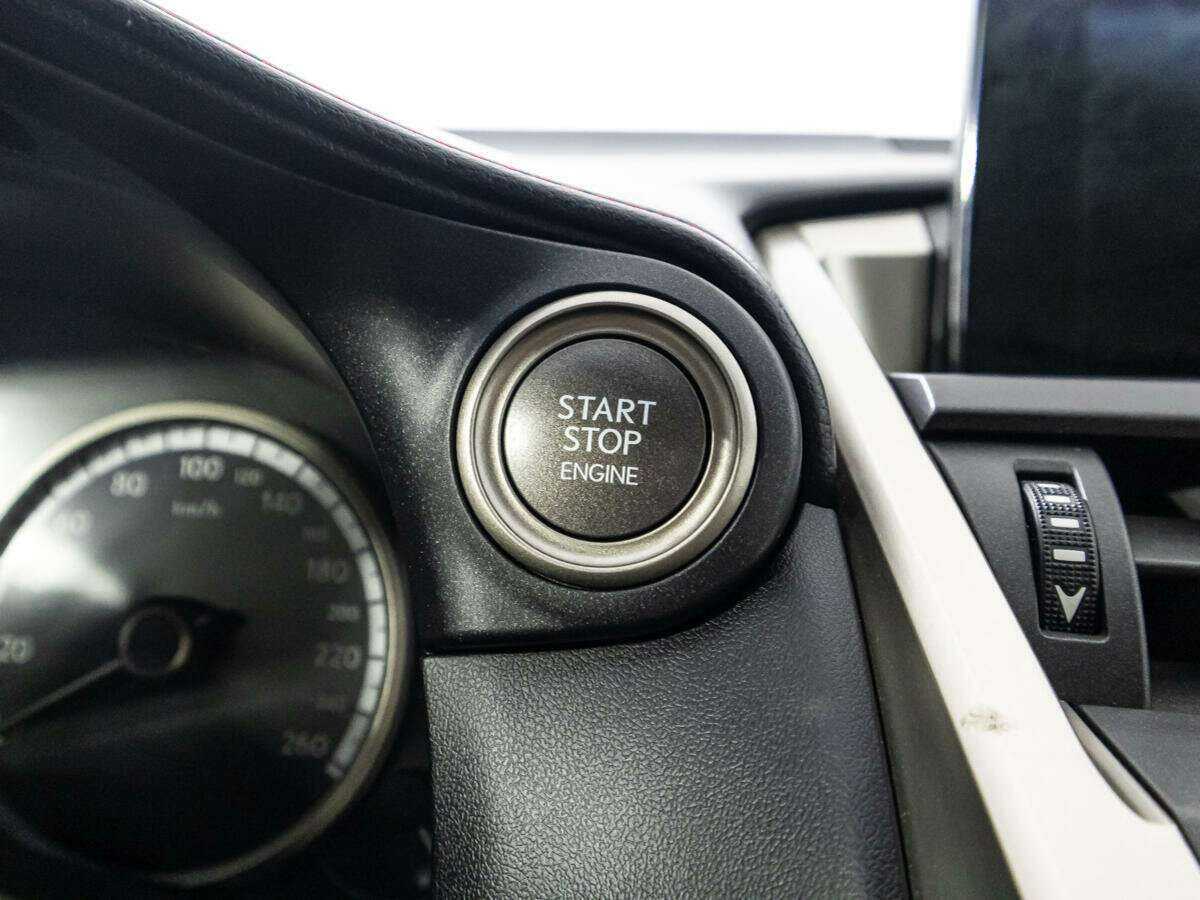 Lexus NX 2015 года с пробегом. Фото: #17