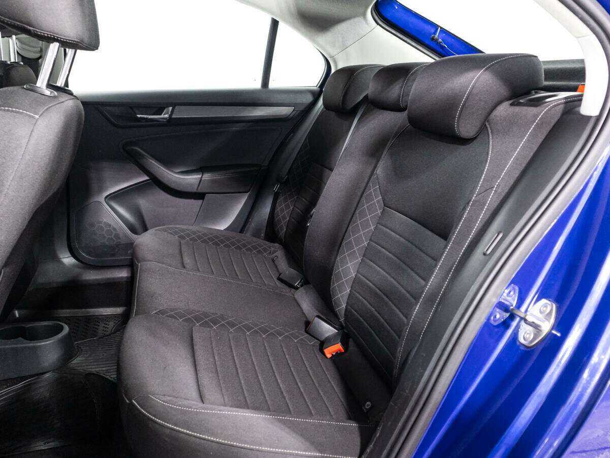 Б/У Шкода Рапид 2017 года. Фото: #9