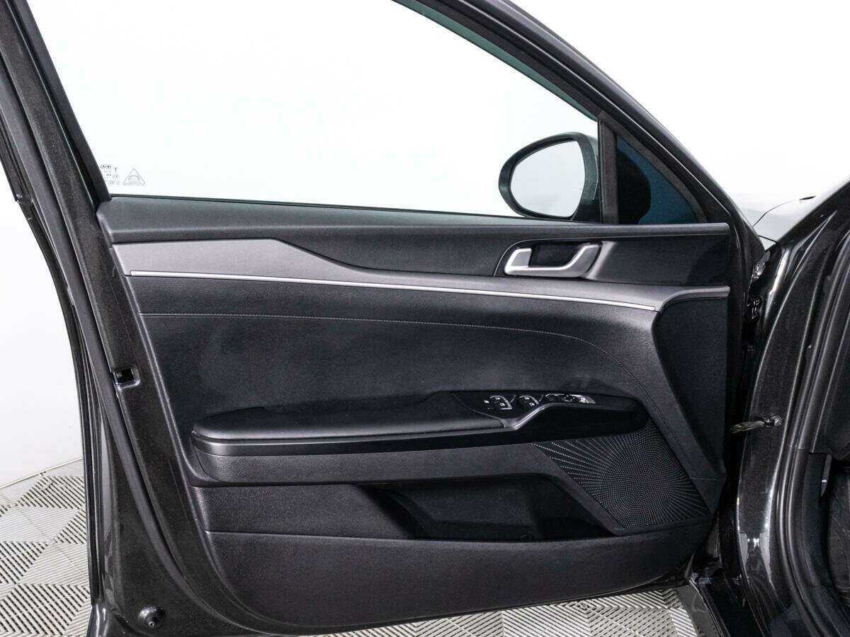 Б/У Киа К5 2021 года. Фото: #22