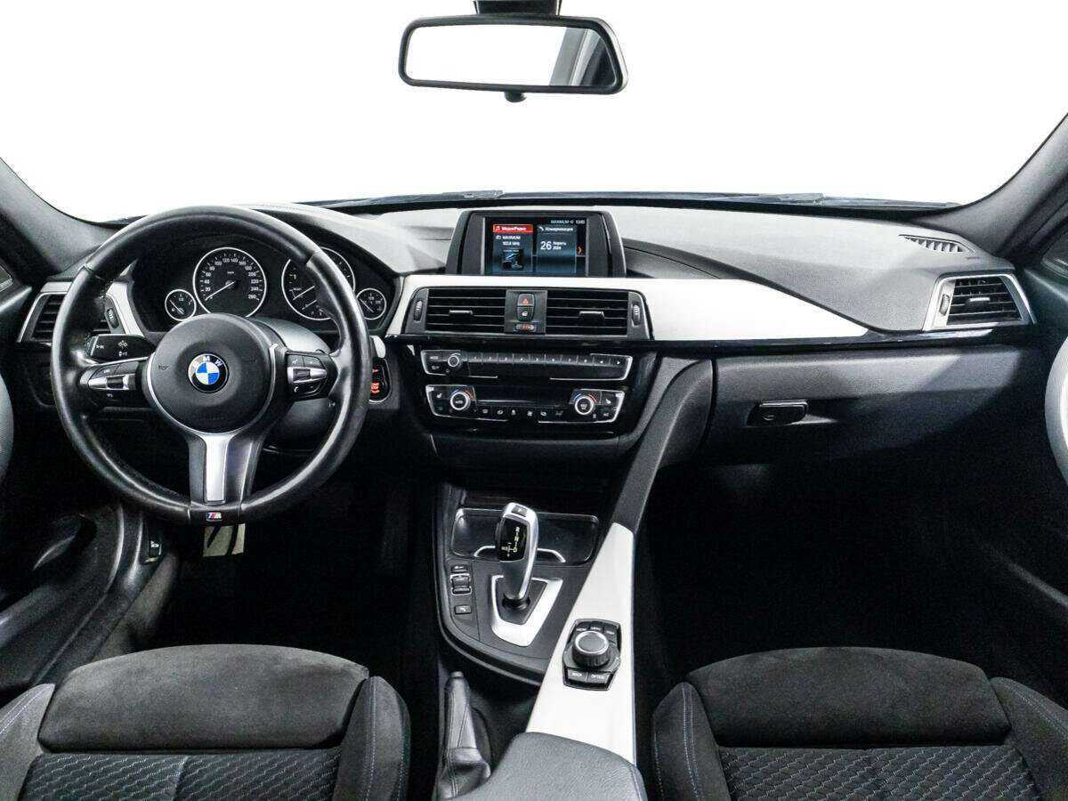 BMW 3 серии 2017 года с пробегом. Фото: #12