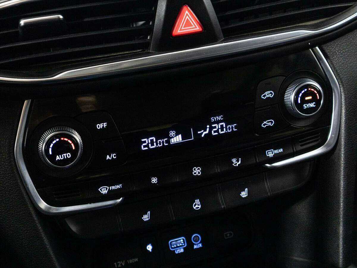 Hyundai Santa Fe 2019 года с пробегом. Фото: #15