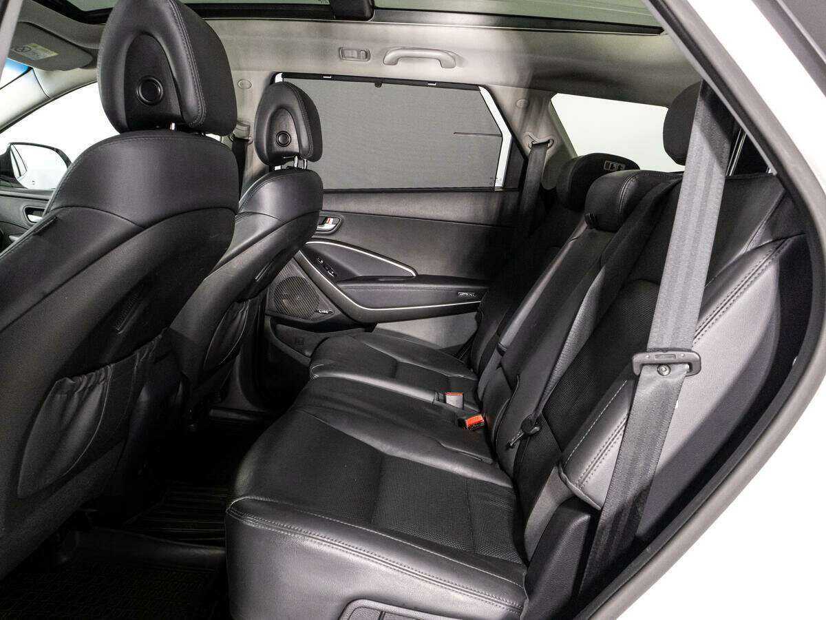 Б/У Хендай Санта Фе 2016 года. Фото: #9