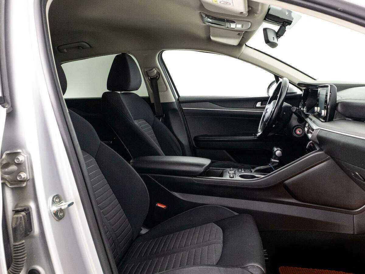 Б/У Киа К5 2020 года. Фото: #9