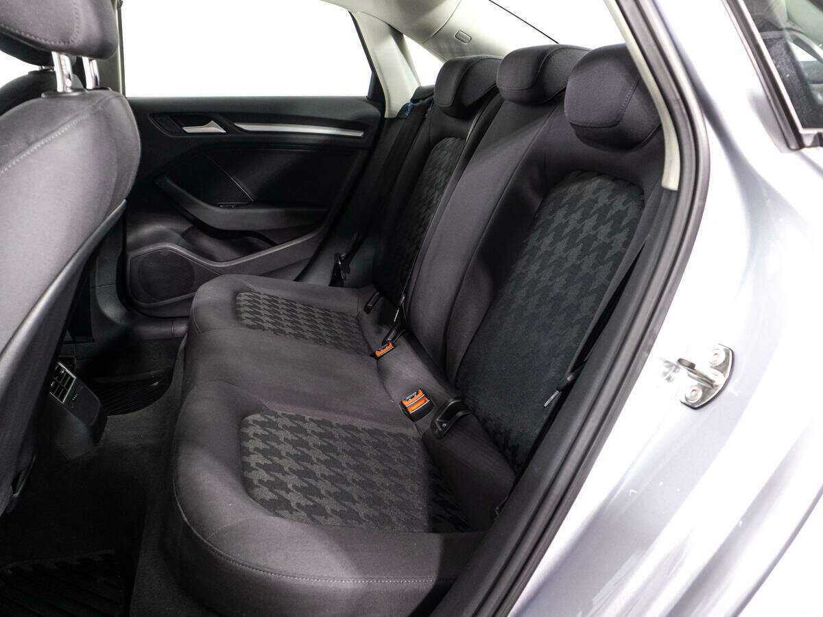 Audi A3 2015 года с пробегом. Фото: #9