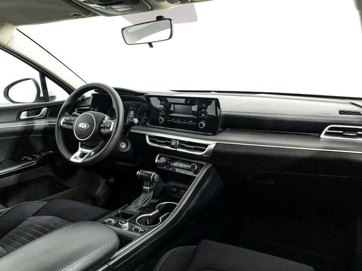 Б/У Киа К5 2020 года. Фото: #8