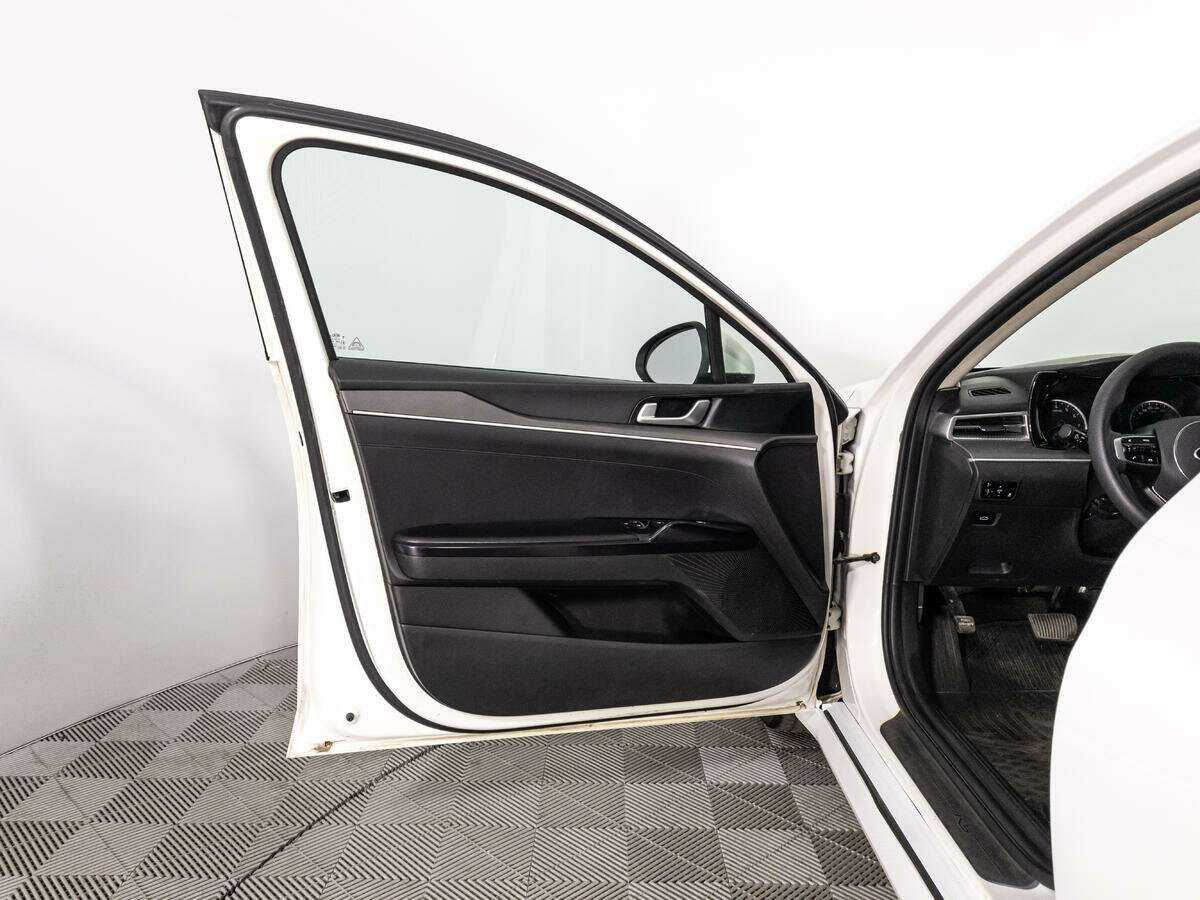 Б/У Киа К5 2020 года. Фото: #21