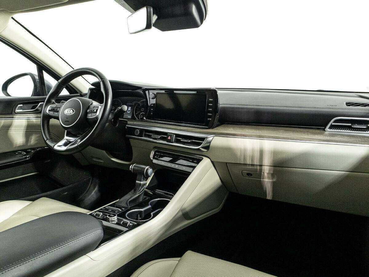 Б/У Киа К5 2021 года. Фото: #8