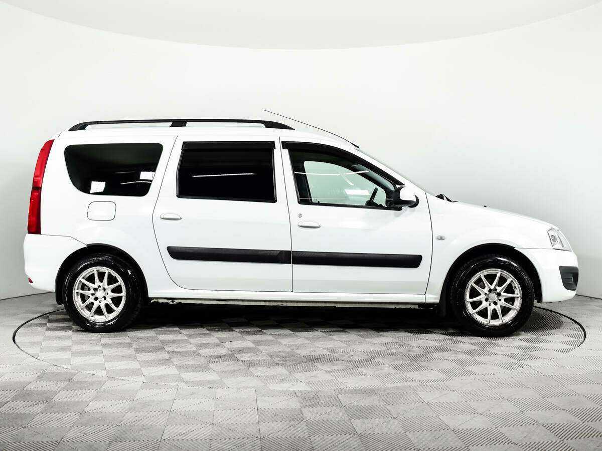 Б/У Лада (ВАЗ) Ларгус 2019 года. Фото: #3