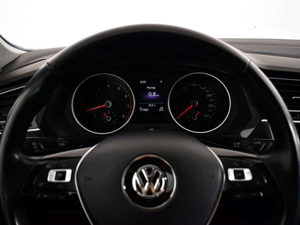 Б/У Фольксваген Тигуан 2018 года. Фото: #9