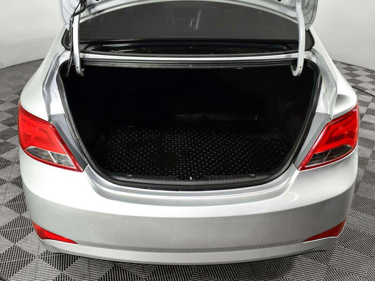 Б/У Хендай Солярис 2014 года. Фото: #12