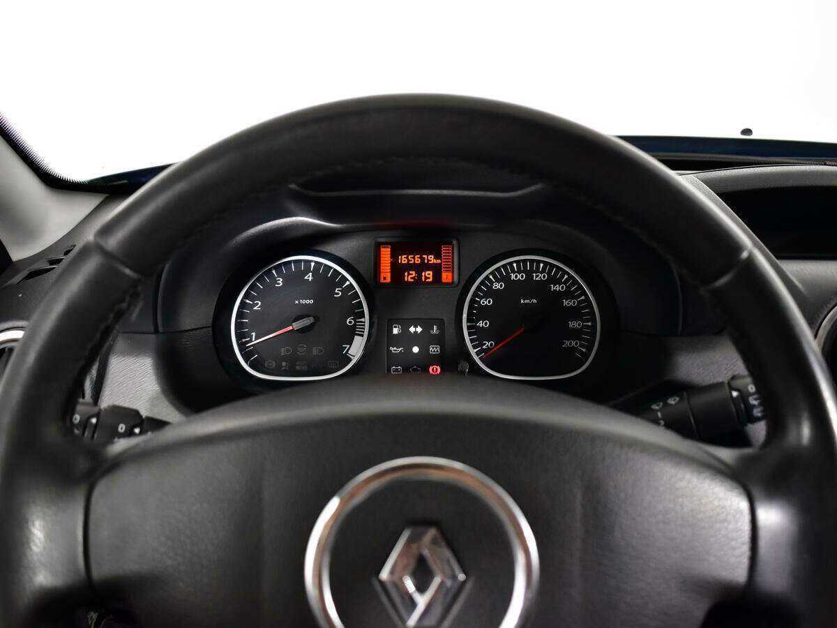 Б/У Рено Дастер 2015 года. Фото: #10