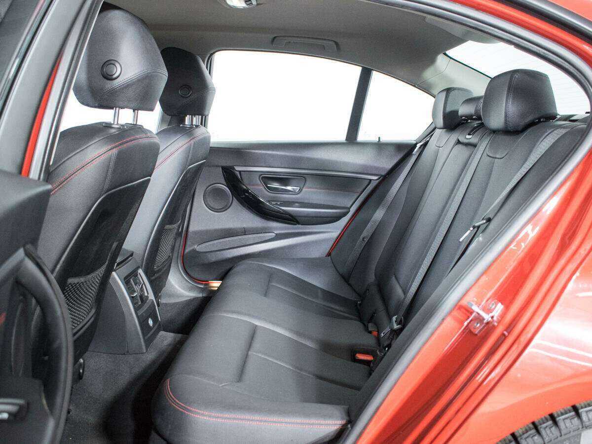 BMW 3 серии 2012 года с пробегом. Фото: #9