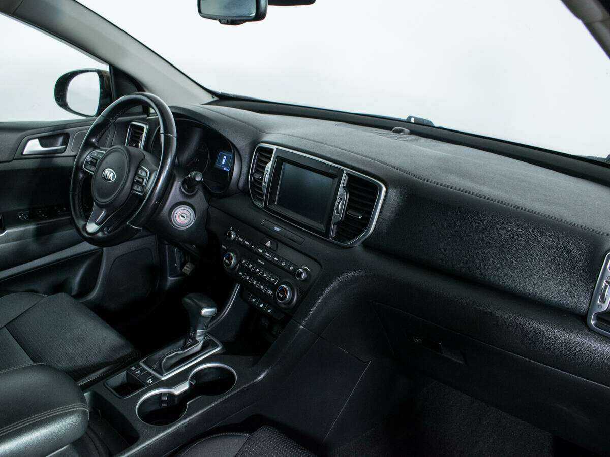 Б/У Киа Спортейдж 2017 года. Фото: #8