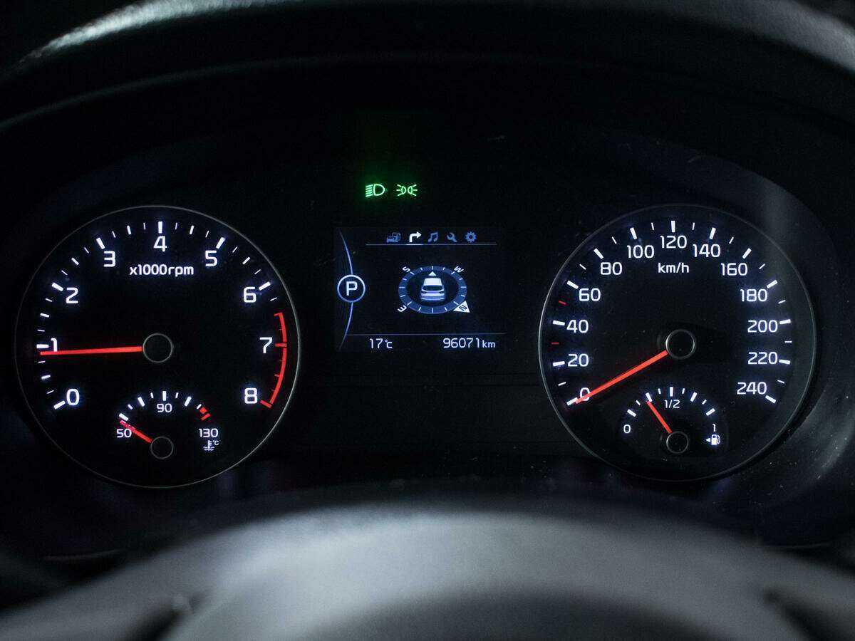 Б/У Киа Спортейдж 2017 года. Фото: #10