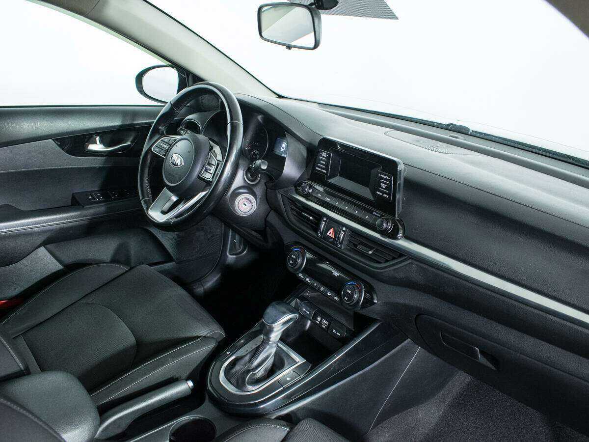 Б/У Киа Церато 2018 года. Фото: #6