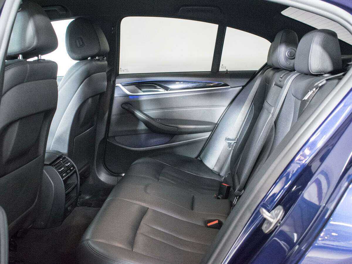 BMW 5 серии 2018 года с пробегом. Фото: #9