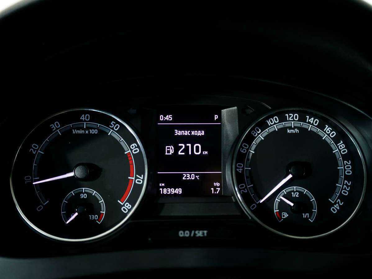 Skoda Rapid 2017 года с пробегом. Фото: #9