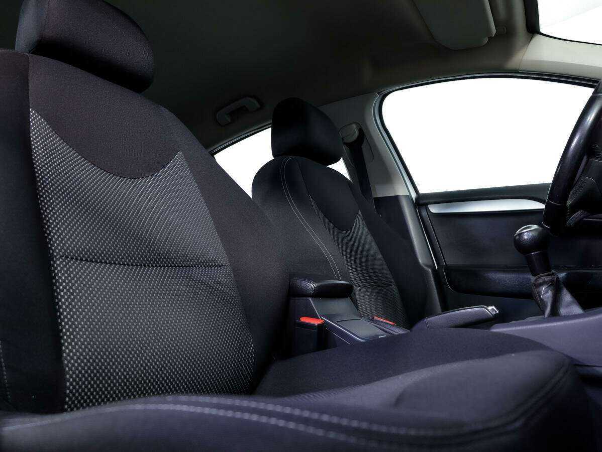 Б/У Ситроен Ц4 2013 года. Фото: #10