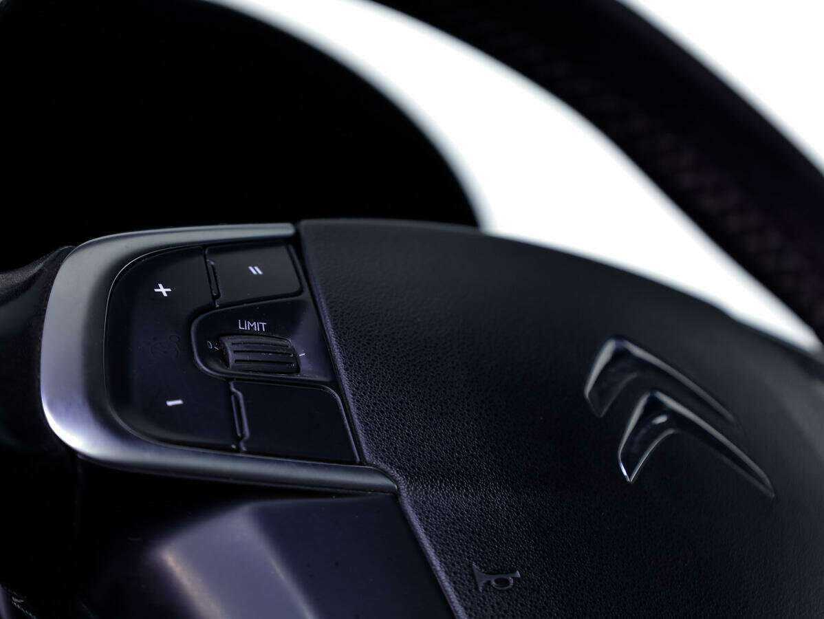 Б/У Ситроен Ц4 2013 года. Фото: #16