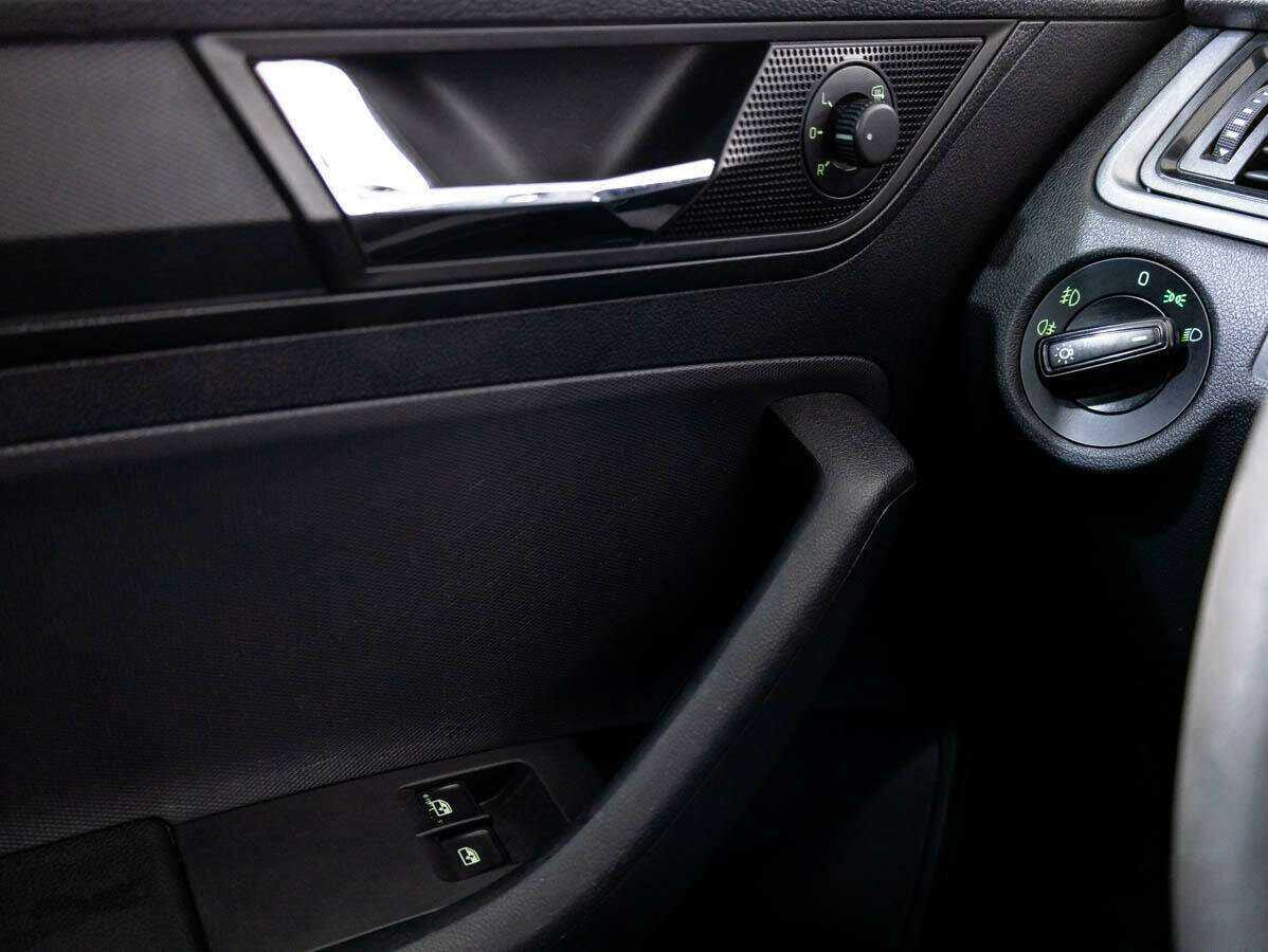 Skoda Rapid 2017 года с пробегом. Фото: #13