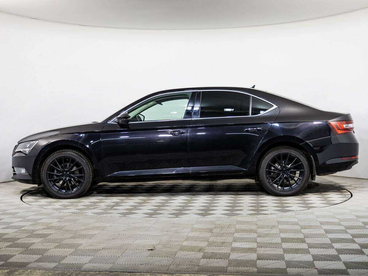 Skoda Superb 2016 года с пробегом. Фото: #6