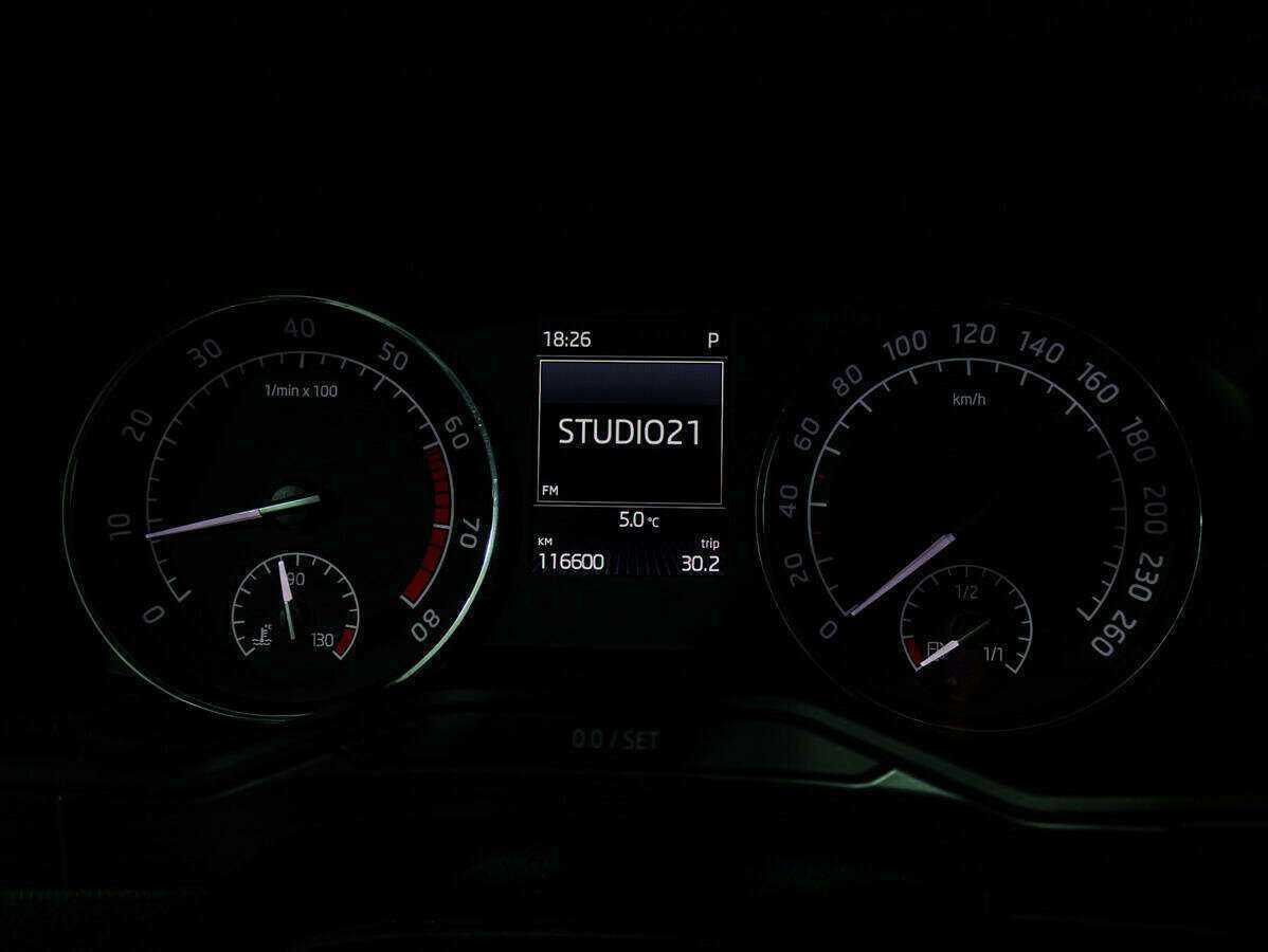 Skoda Superb 2016 года с пробегом. Фото: #17