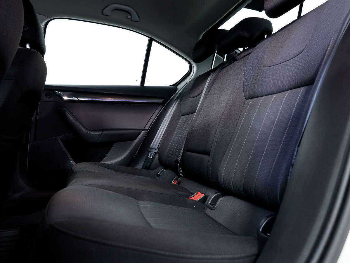 Skoda Octavia 2019 года с пробегом. Фото: #12