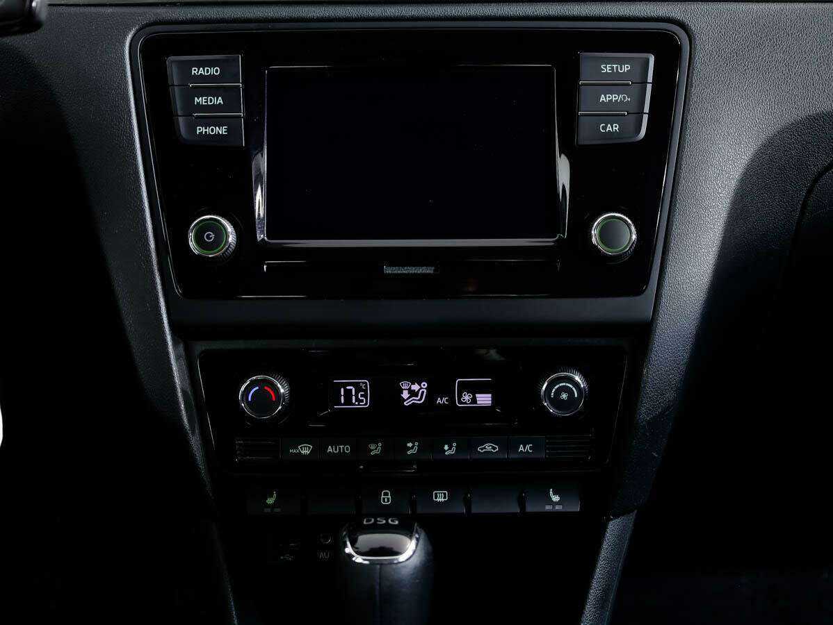 Б/У Шкода Рапид 2017 года. Фото: #14