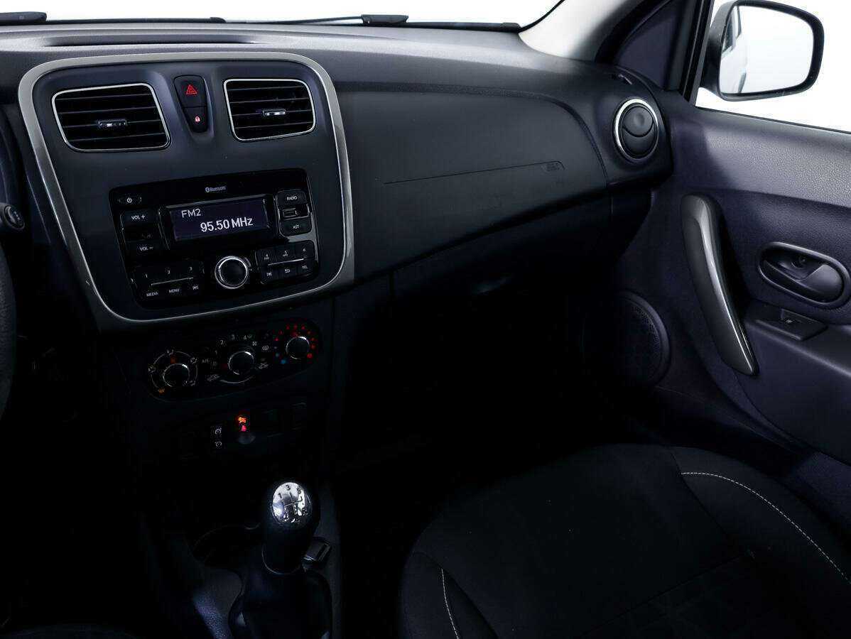 Renault Sandero 2018 года с пробегом. Фото: #14
