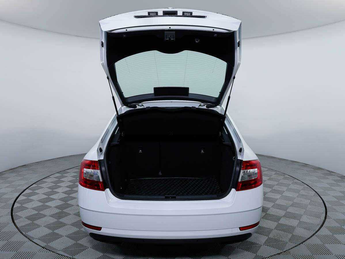 Skoda Octavia 2018 года с пробегом. Фото: #5