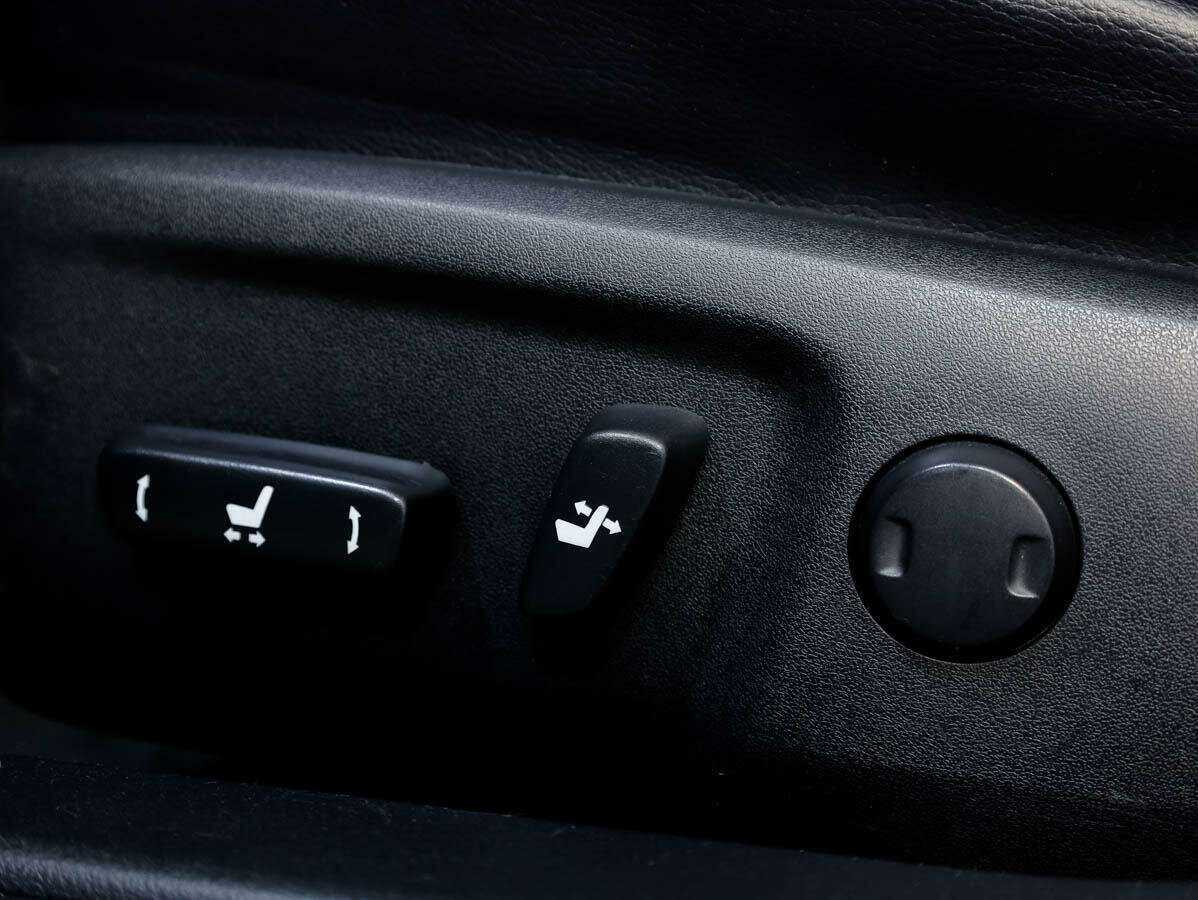 Toyota Camry 2013 года с пробегом. Фото: #13