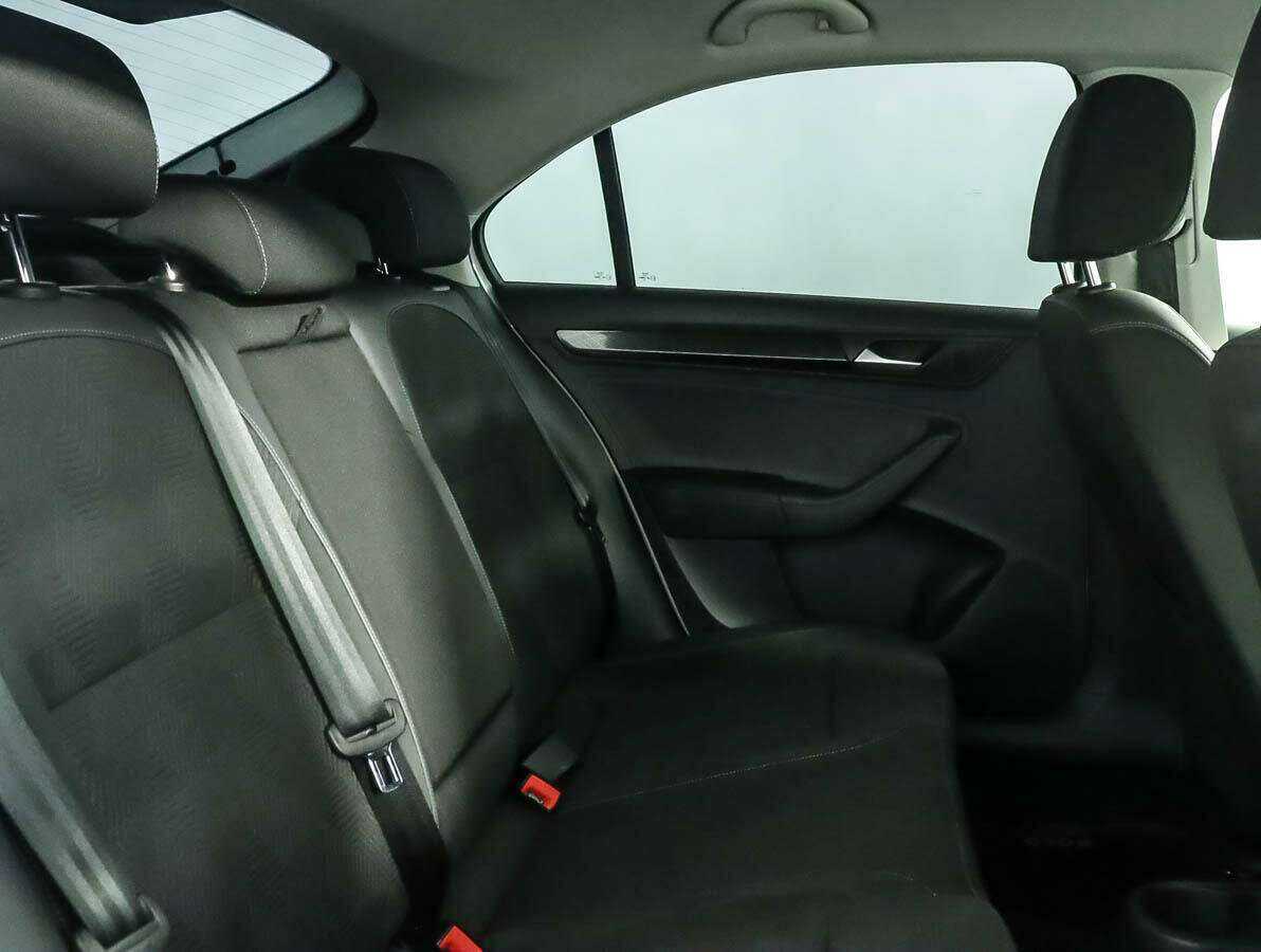 Б/У Фольксваген Поло 2021 года. Фото: #8