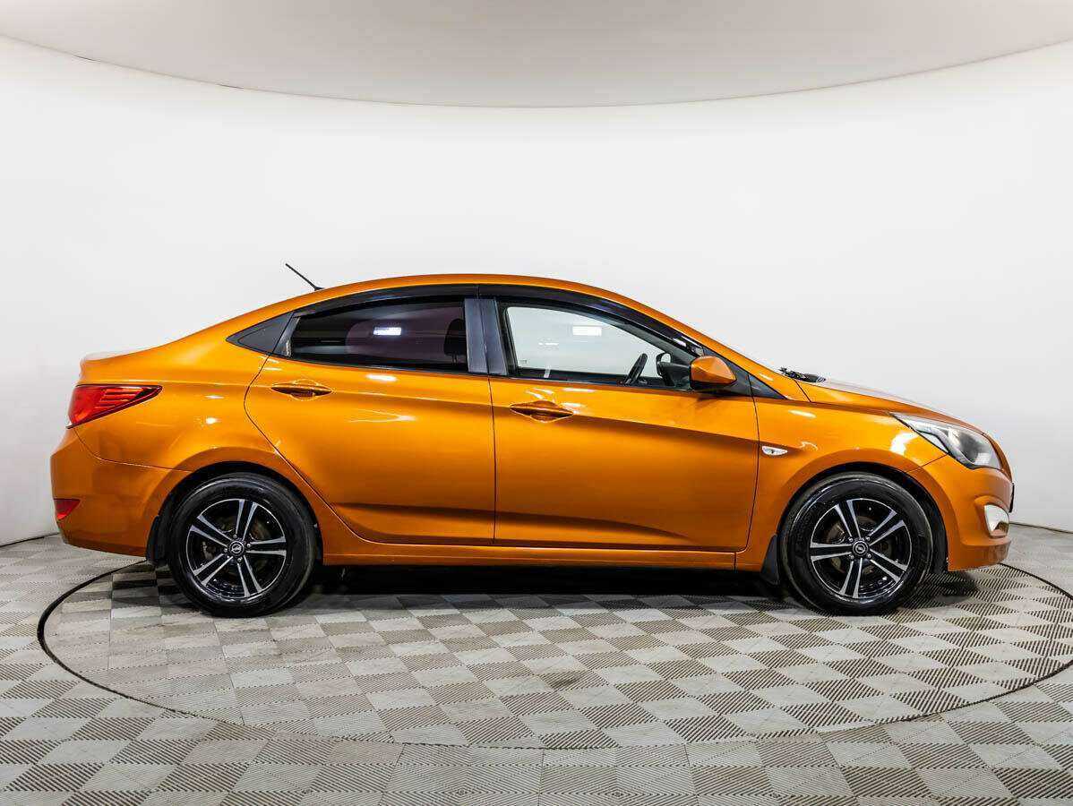 Hyundai Solaris 2014 года с пробегом. Фото: #2