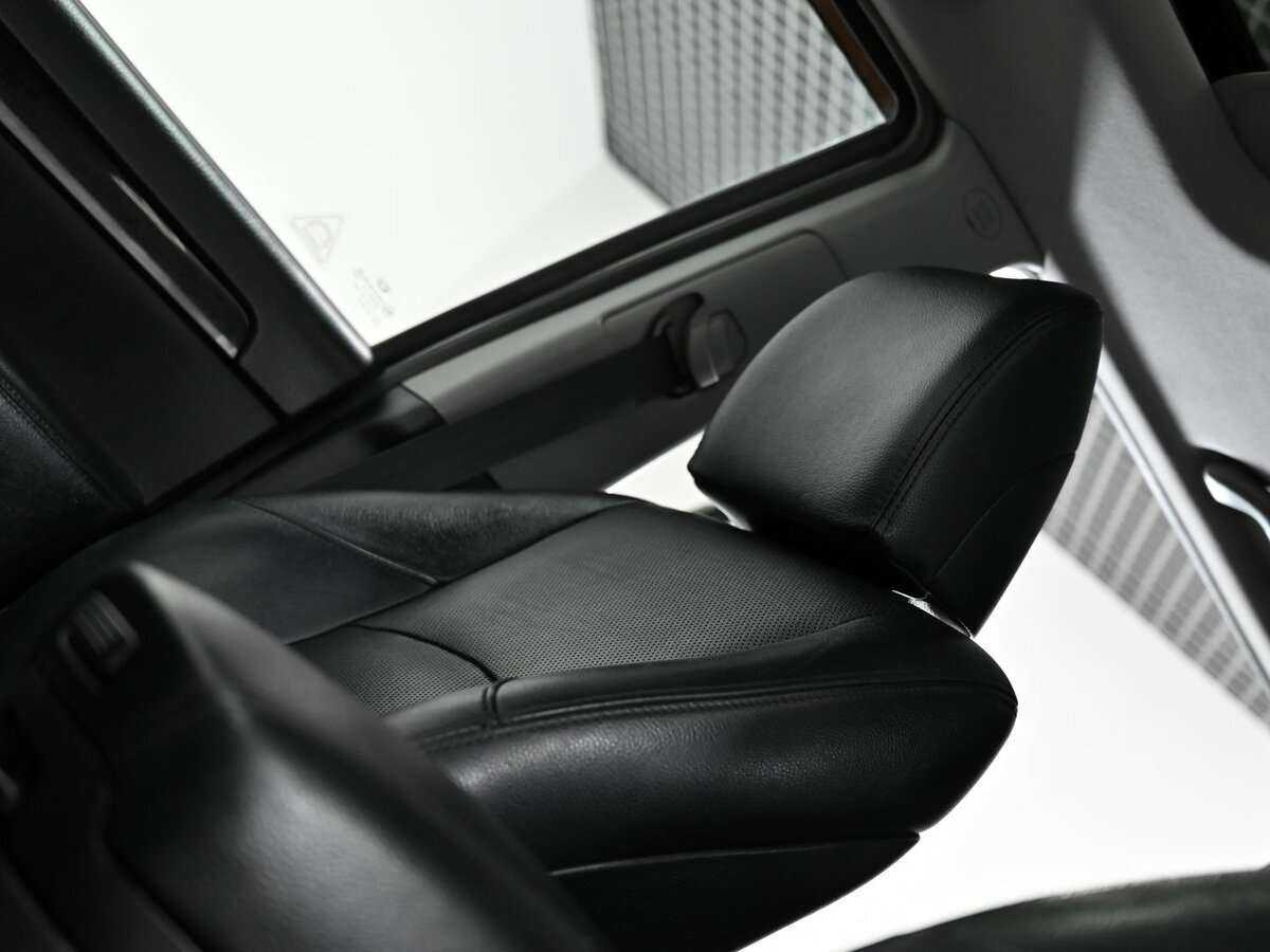 Kia Mohave 2012 года с пробегом. Фото: #15