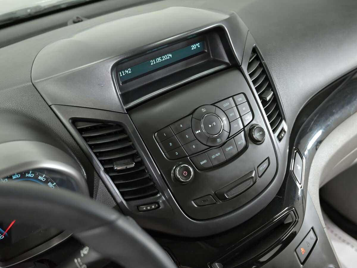 Б/У Шевроле Орландо 2012 года. Фото: #11