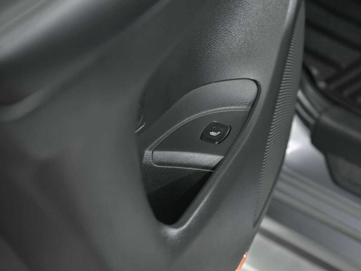 Mitsubishi Pajero Sport 2017 года с пробегом. Фото: #6